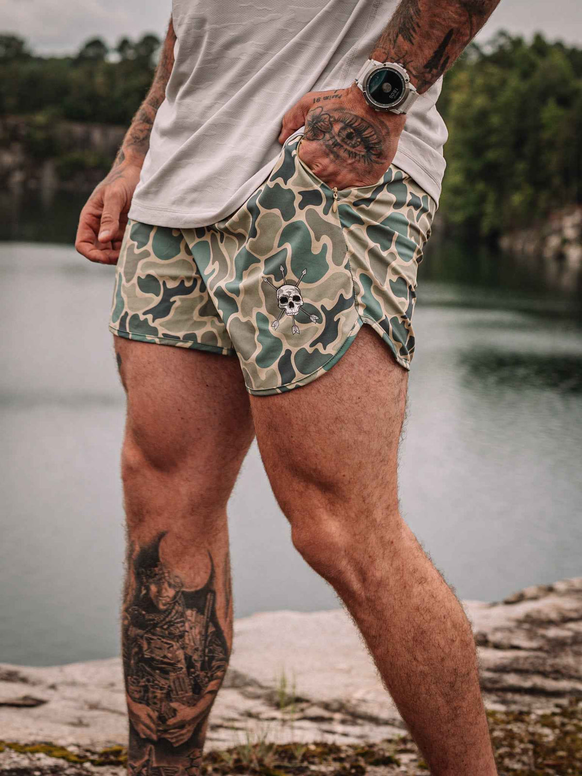 MEN'S | HYBRID SHORT : FROGSKIN